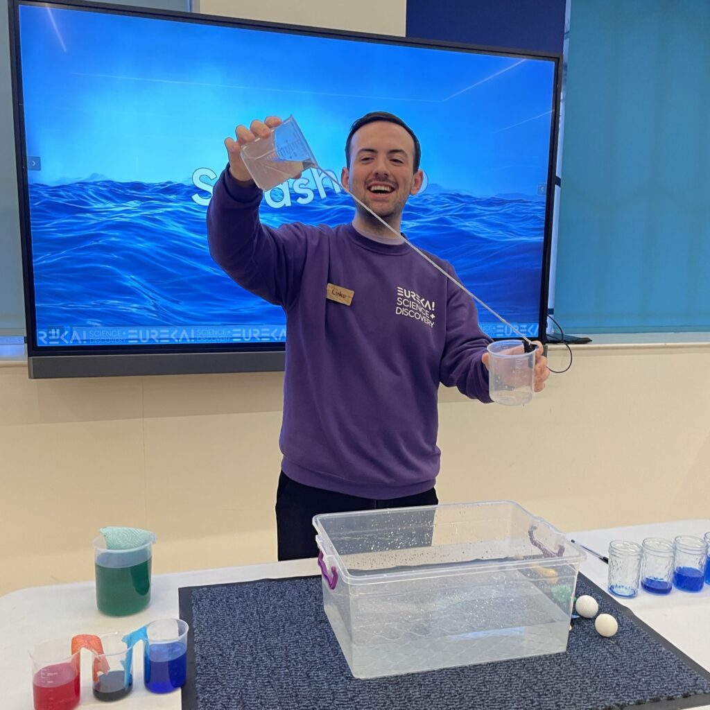 Splash Lab Weekends! 🌊